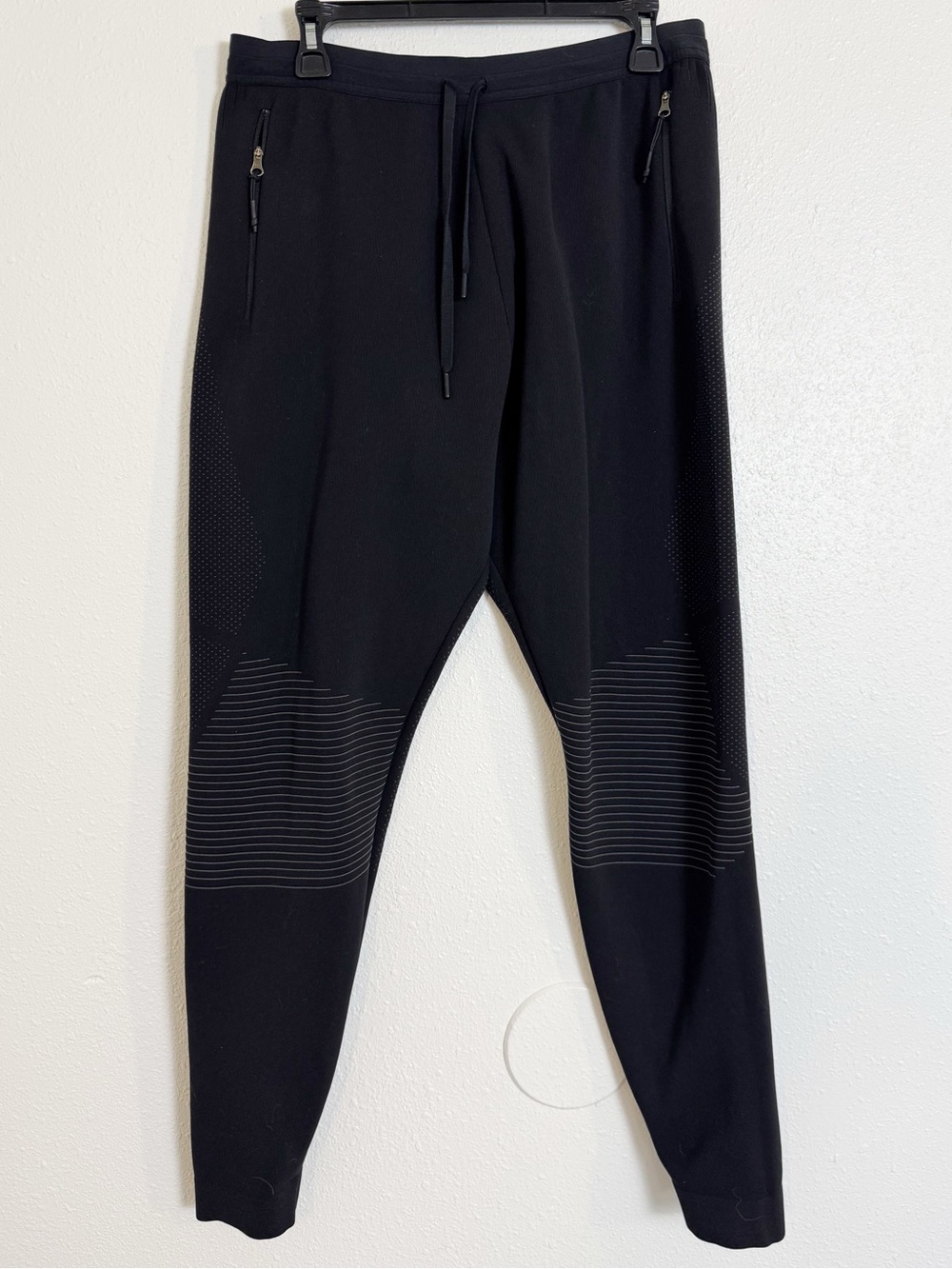 Gym shark men’s black joggers